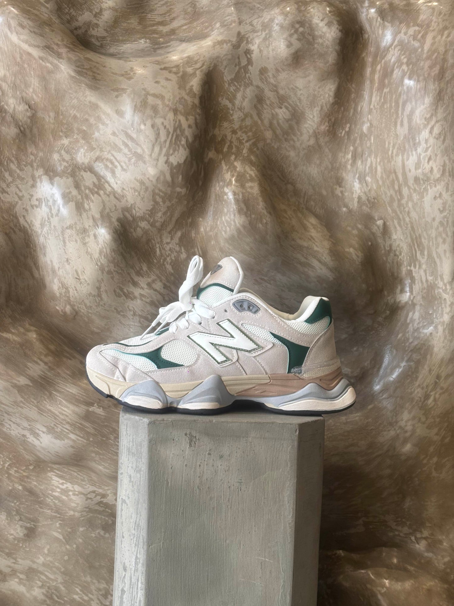 New Balance 9060 sneaker