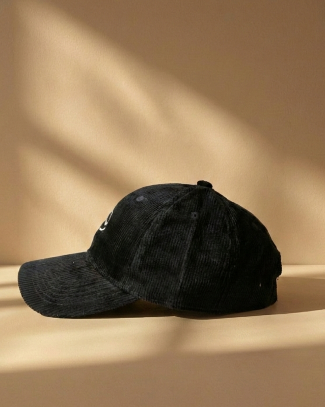 MoorMoor Corduroy Streetwear Cap – Embroidered Urban Baseball Hat