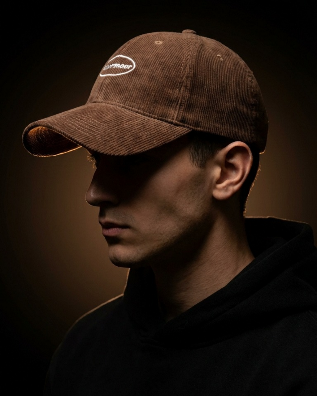 MoorMoor Corduroy Streetwear Cap – Embroidered Urban Brown Baseball Hat
