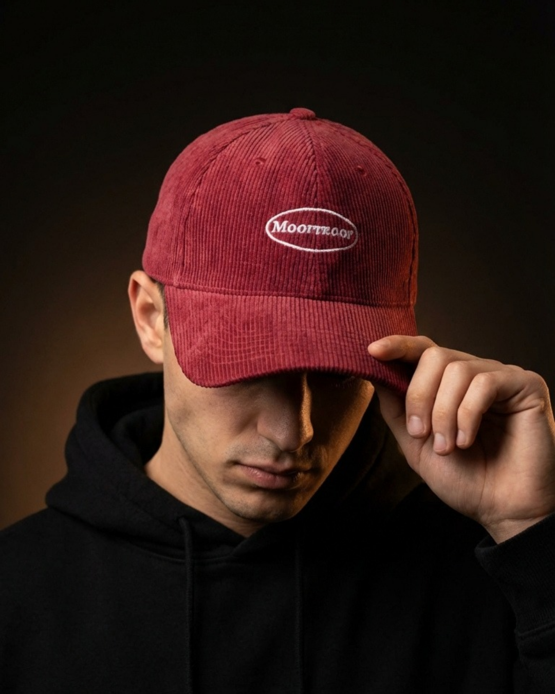 MoorMoor Corduroy Red Streetwear Cap – Embroidered Urban Brown Baseball Hat