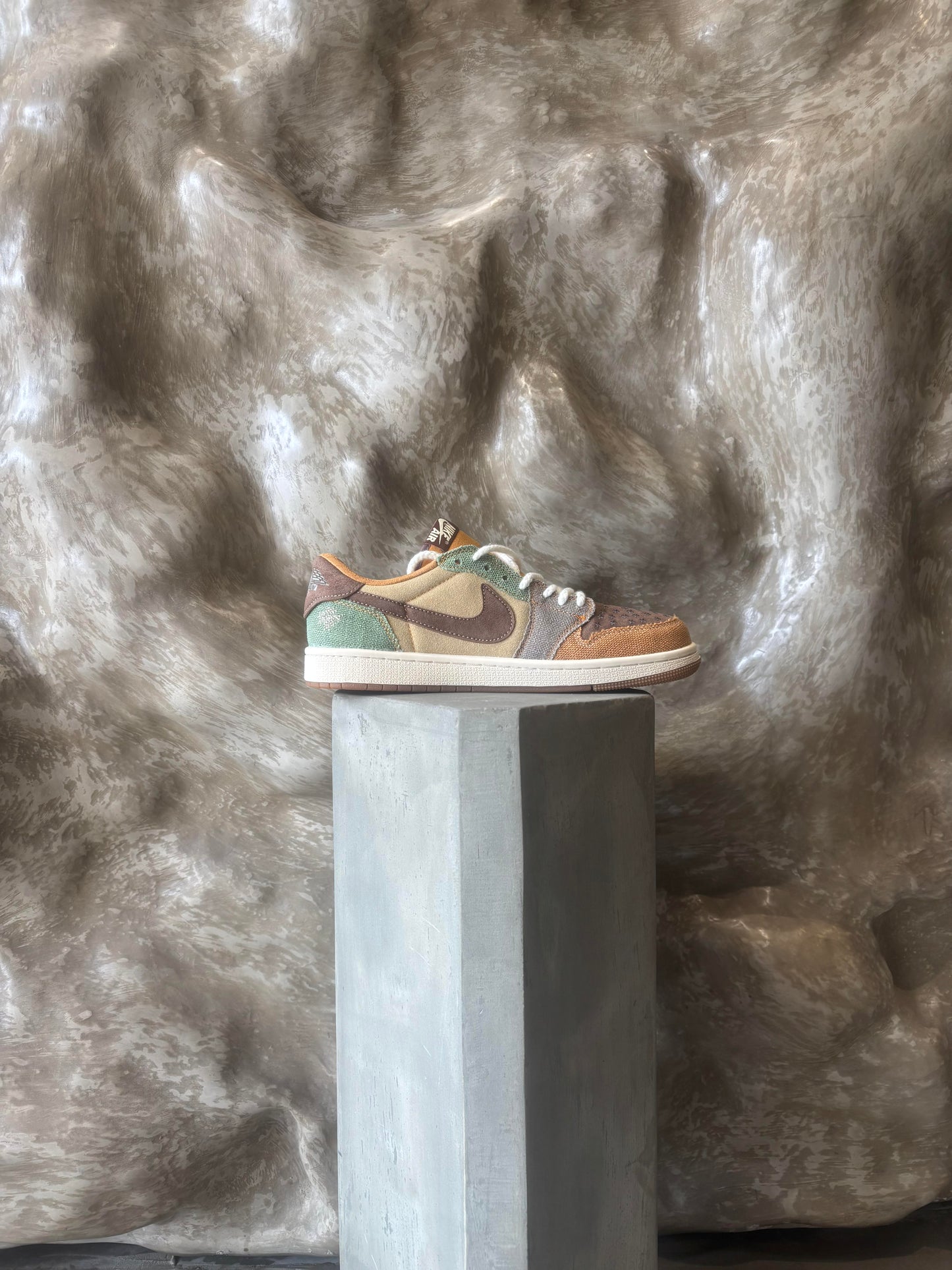 Jordan x Zion Williamson Air Jordan 1 Low OG "Voodoo" Sneakers