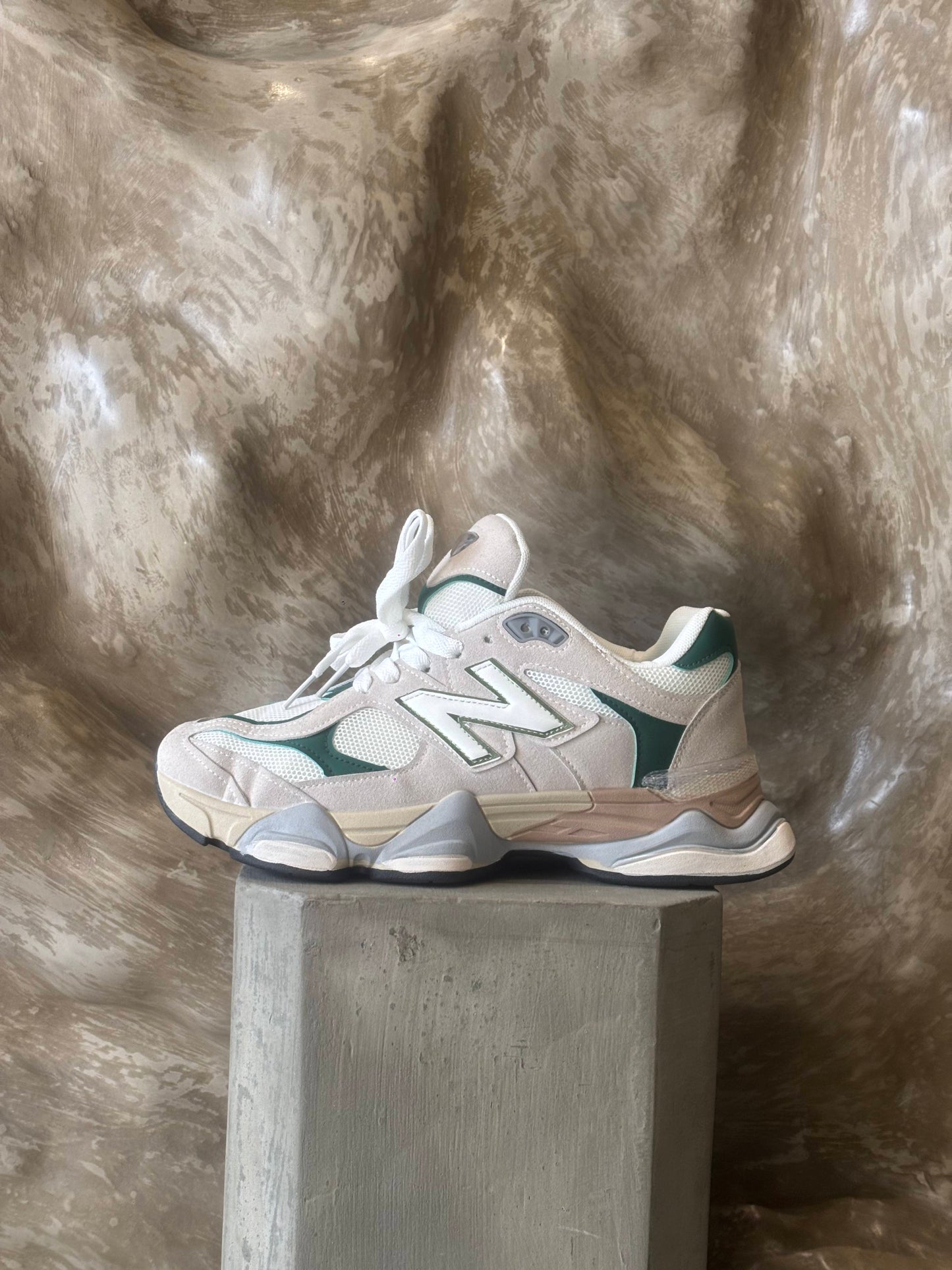 New Balance 9060 sneaker