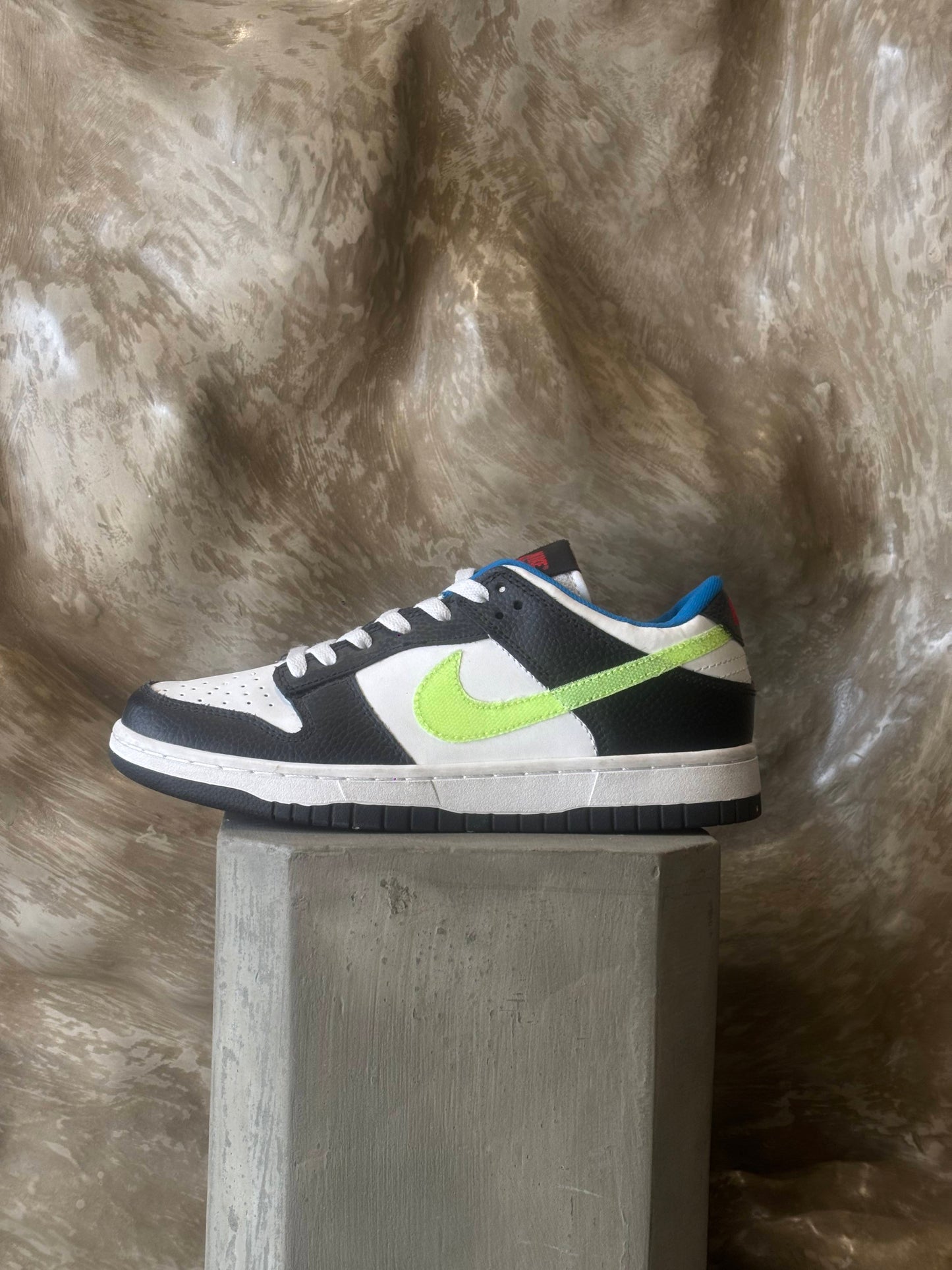 Nike Dunk Low Signal Blue Lemon Twist (GS) sneaker