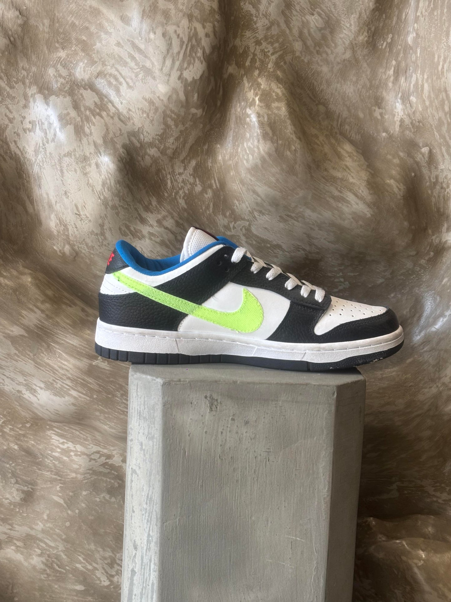 Nike Dunk Low Signal Blue Lemon Twist (GS) sneaker